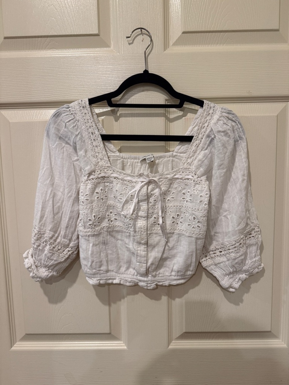 American Eagle white lace crop top, XS - Picture 2 of 7